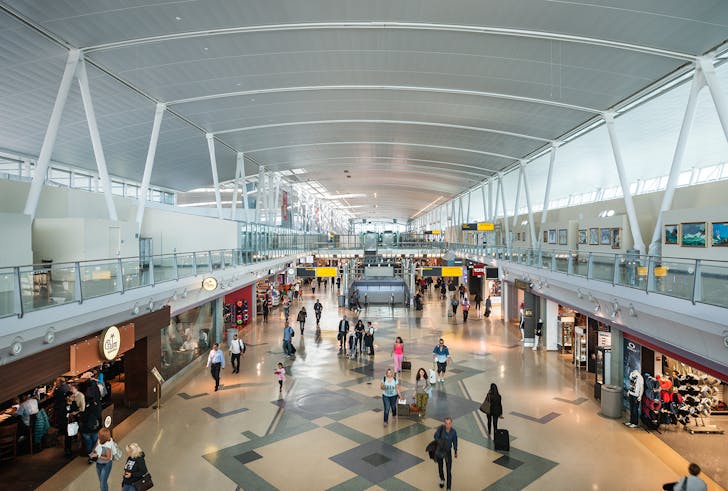 retail hall inside JFK terminal 4