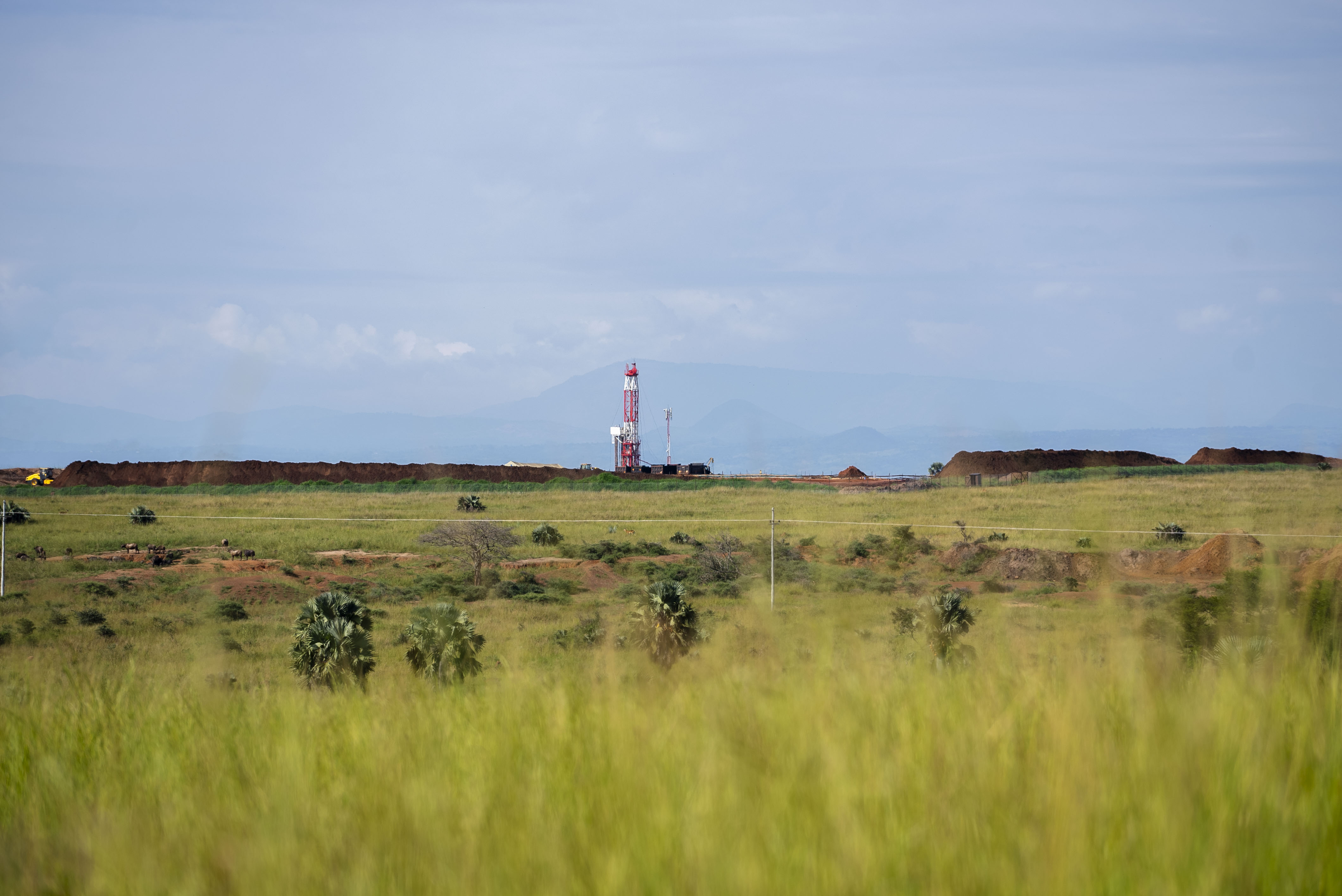 Oil drilling in Murchison National Park. Image credit: Courtesy of Stuart Spray