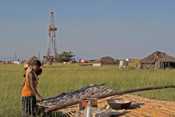 Losing Ground: Fossil Fuel Extraction Threats to Protected Areas Around the World