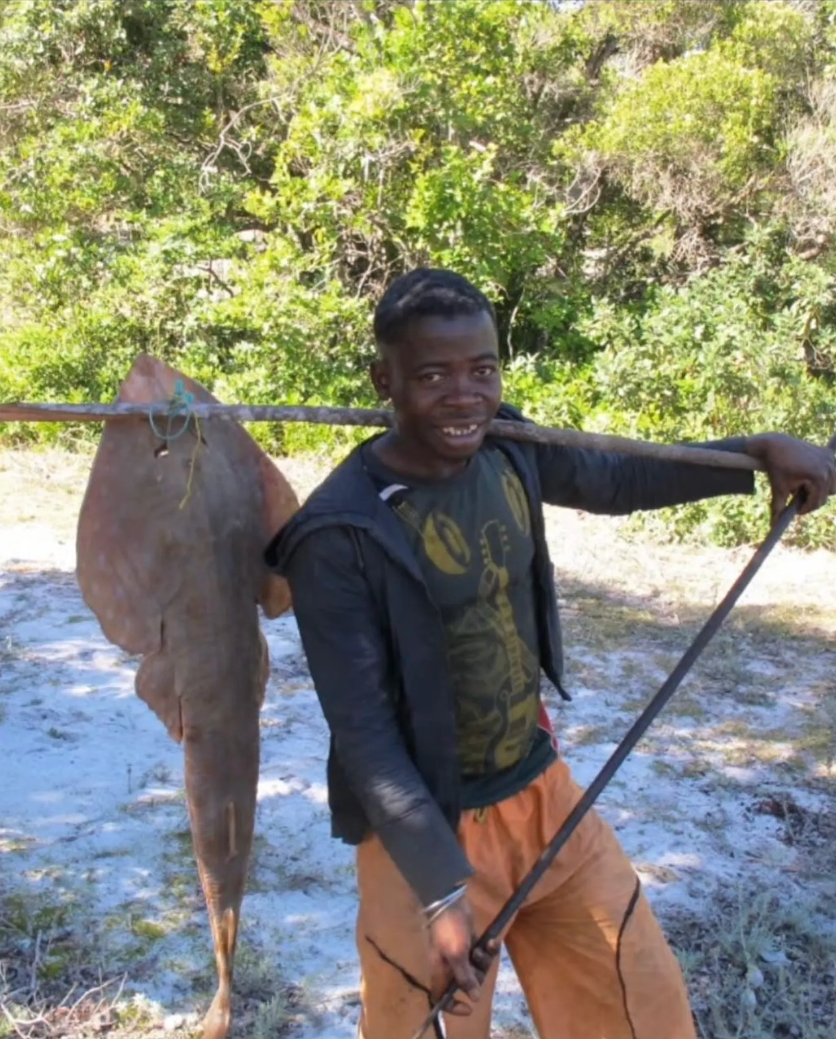 Protecting Zanzibar Guitarfish: Community Monitoring and Bycatch Reduction in Kilwa