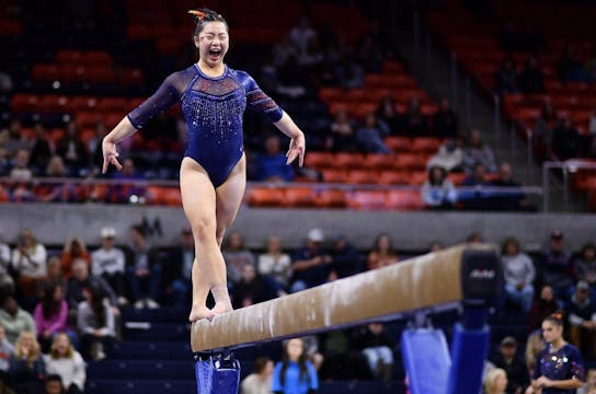 SOURCE: TWITTER/AUBURNGYM