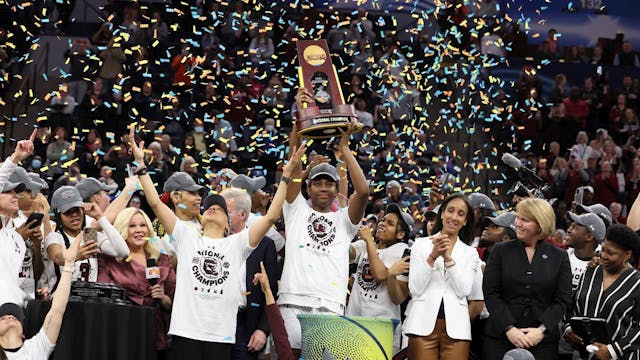 SOURCE: DAVID E. KLUTHO/SPORTS ILLUSTRATED VIA GETTY IMAGES