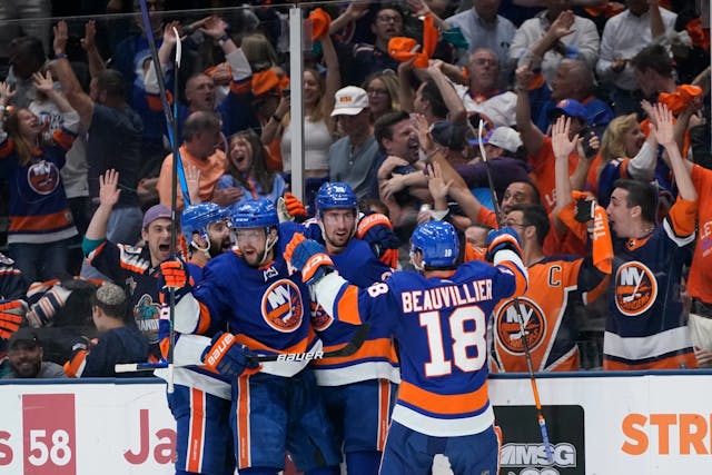 Source: Frank Franklin Ii/AP