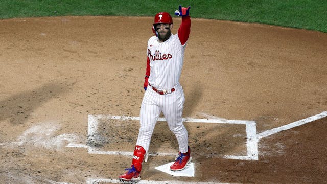 SOURCE: AL BELLO/GETTY IMAGES