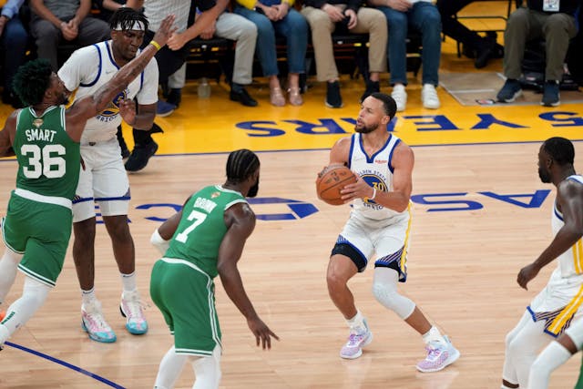 SOURCE: THEARON W. HENDERSON/GETTY IMAGES