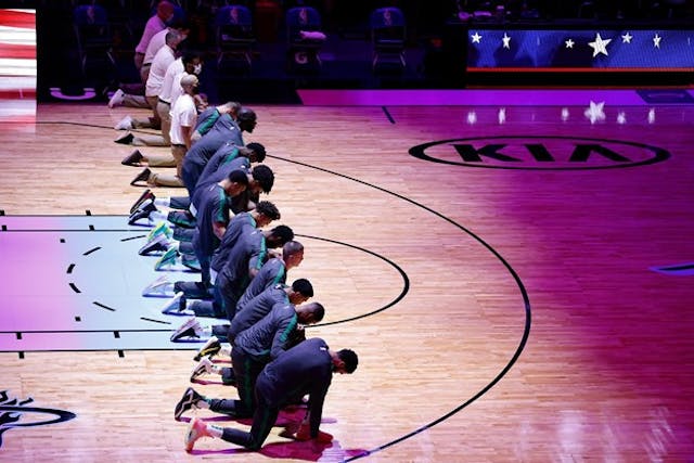 SOURCE: MICHAEL REAVES/GETTY IMAGES