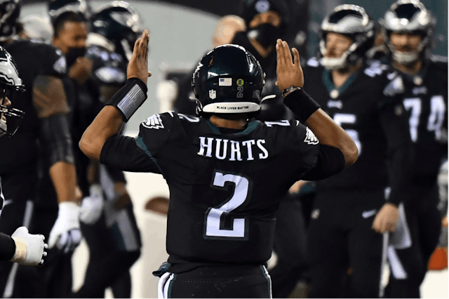 SOURCE: JAMES LANG/USA TODAY SPORTS
