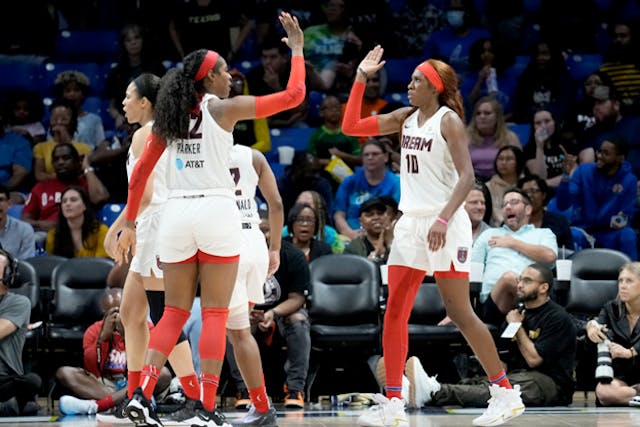 SOURCE: JIM COWSERT/NBAE VIA GETTY IMAGES