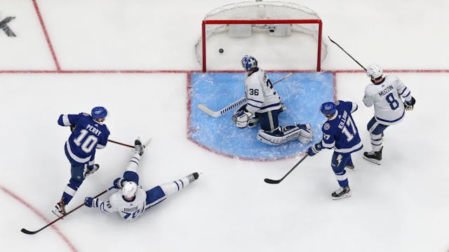 SOURCE: MARK LOMOGLIO/NHLI VIA GETTY IMAGES