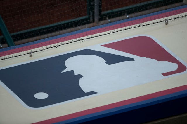 SOURCE: MITCHELL LEFF/GETTY IMAGES