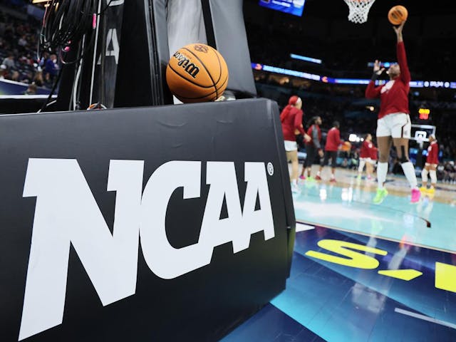 Ep #263: Pros & cons of the NCAA transfer portal