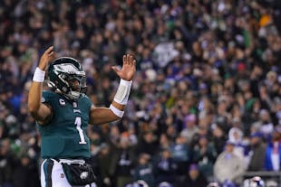 Ep #244: A Super Bowl preview and Rihanna’s comeback
