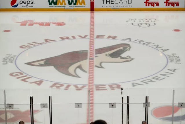 SOURCE: KEVIN ABELE/ICON SPORTSWIRE VIA GETTY IMAGES