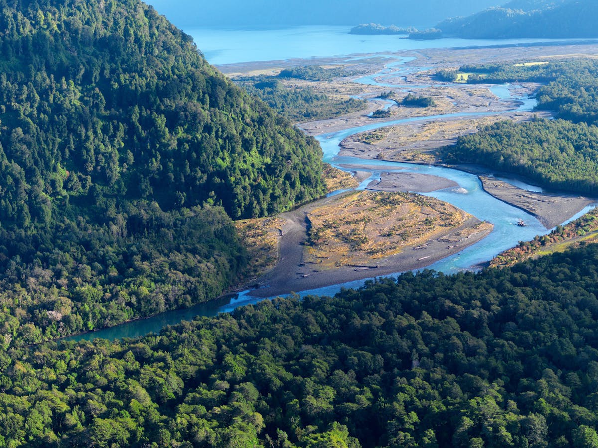 Game-changing agreement for national parks and community development in Chilean Patagonia