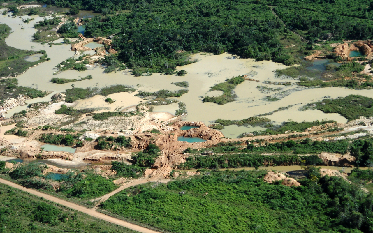 Mining in the Brazilian Amazonia Creative Commons, Tarcisio Schnaider