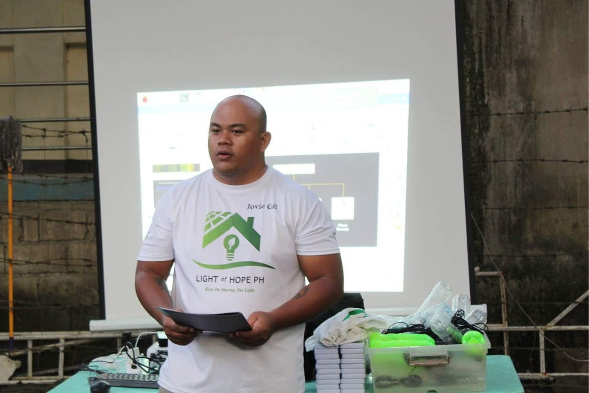 Sustainibility Hero: Jovie Gil Montajes