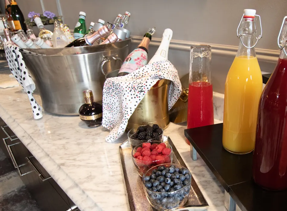 Bar Service