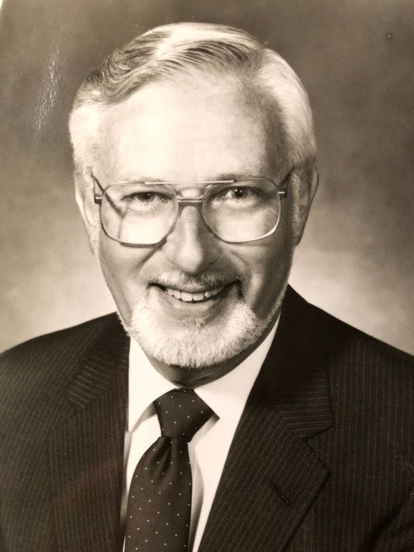 Earl Gordon LaRoe, Jr.