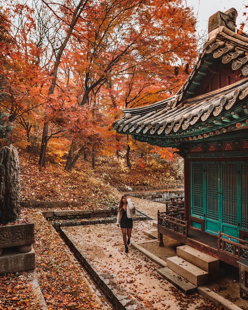 Off-Peak Travel Destinations - Where to Travel For the Best Deals in Each Season