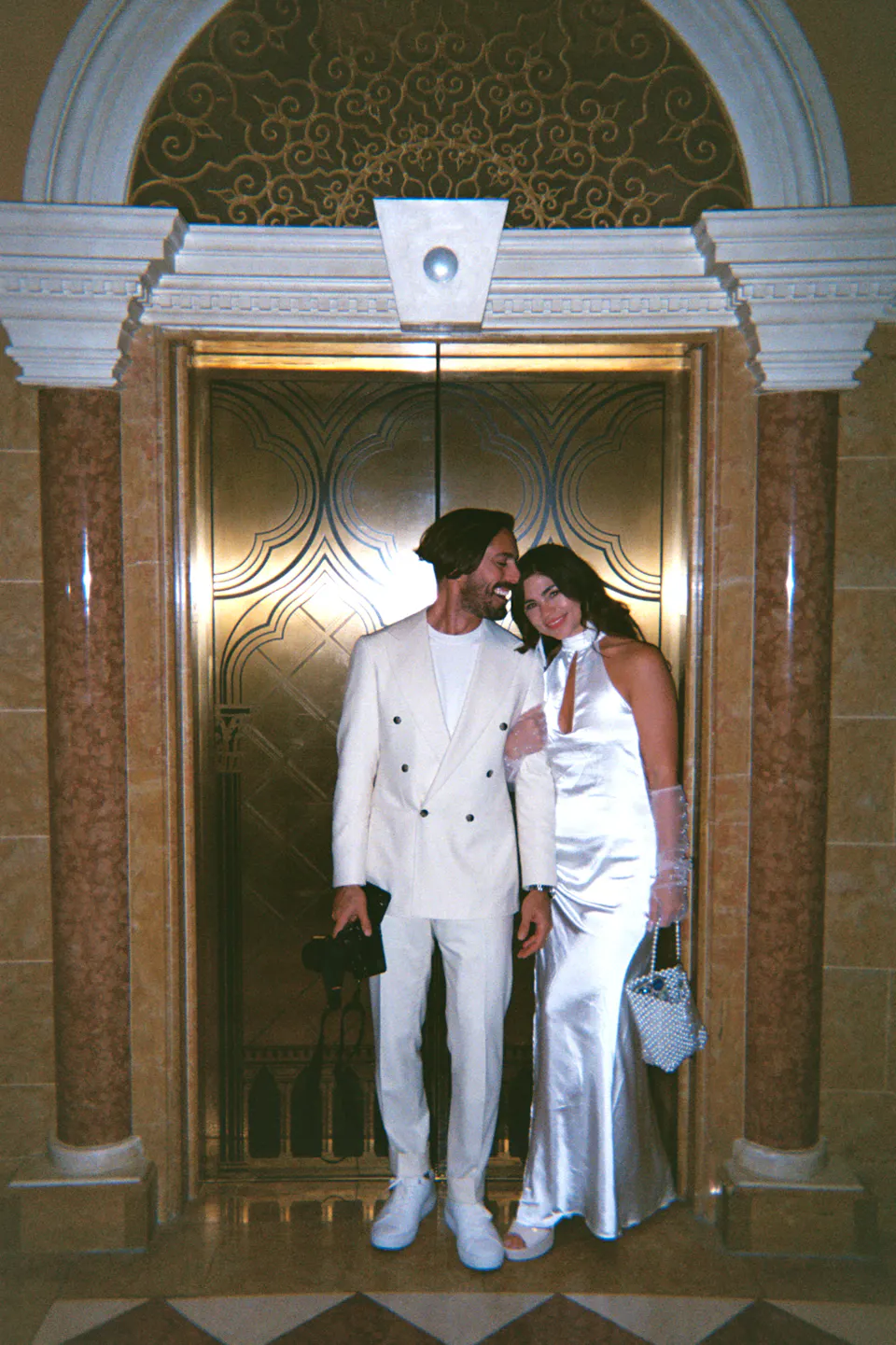 Why You Should Get Film Disposable Cameras For Your Wedding