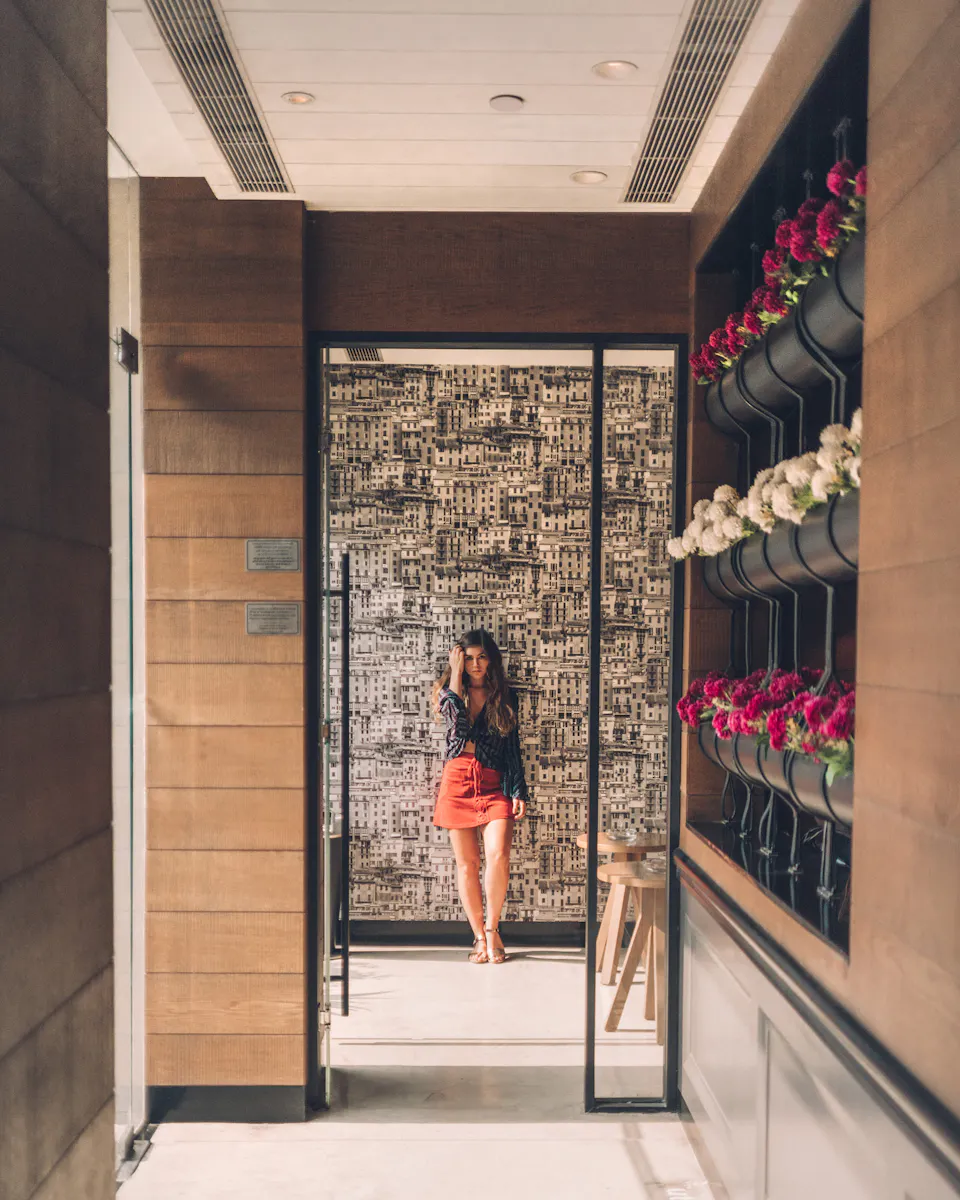 Waking Up In India - Shangri-La Dreams in New Delhi