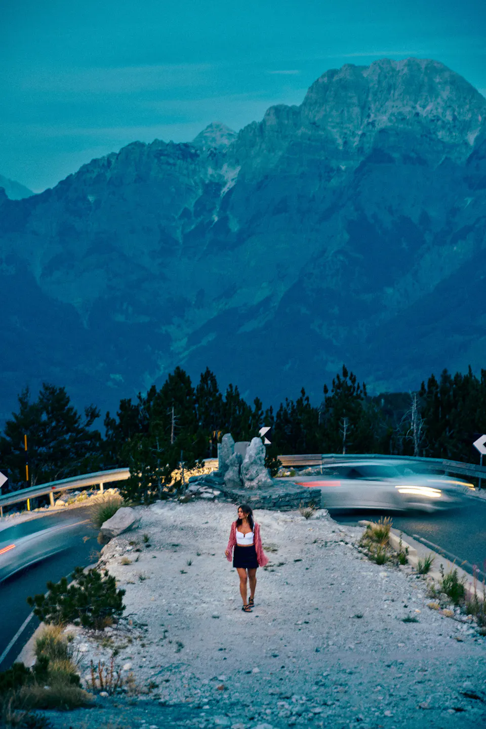 How to Drive Mountain Roads Safely: A Complete Travel Guide for Adventurous Routes