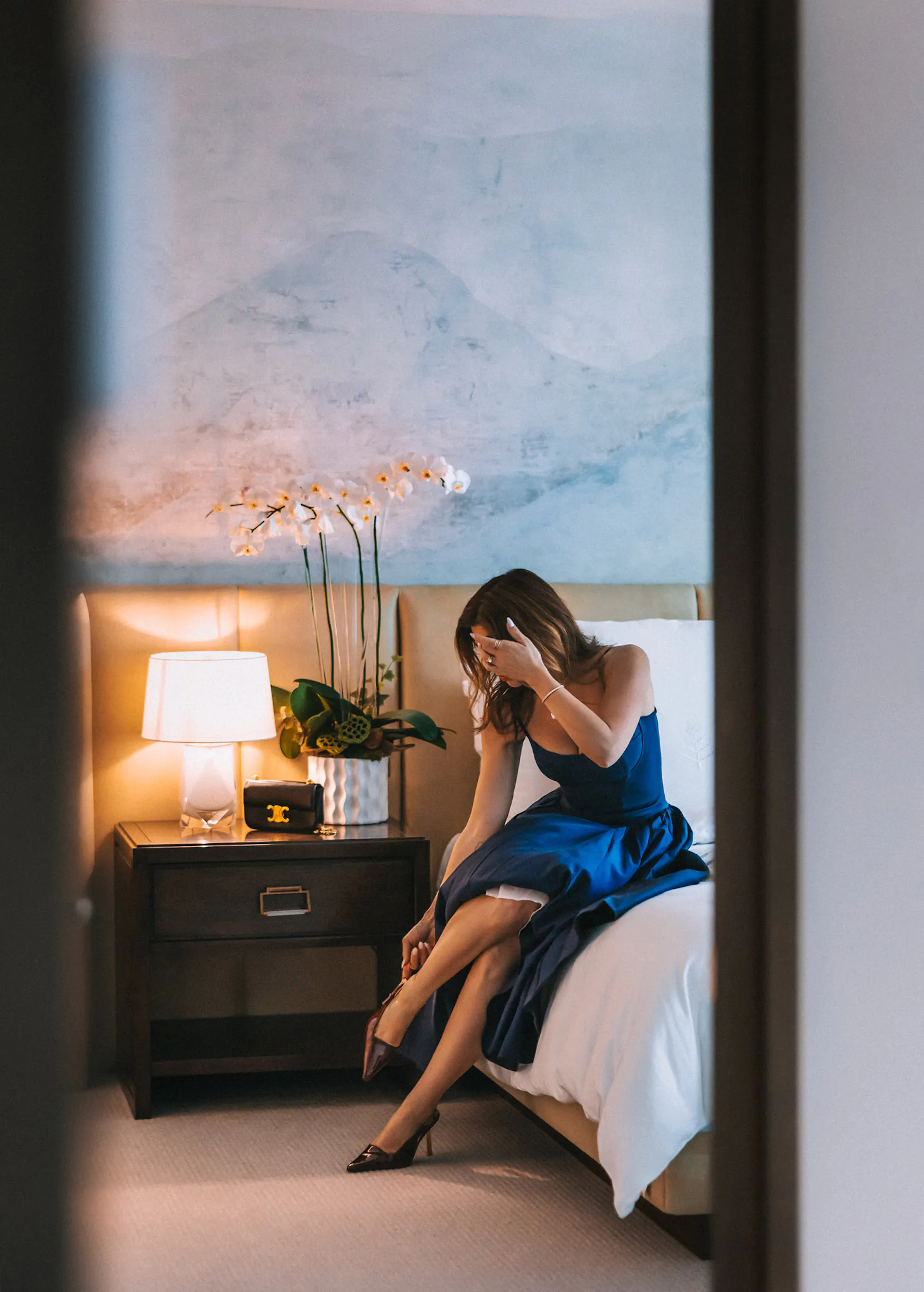 How to Accessorize for Effortless Travel Style: Tips to Elevate Your Look on the Go