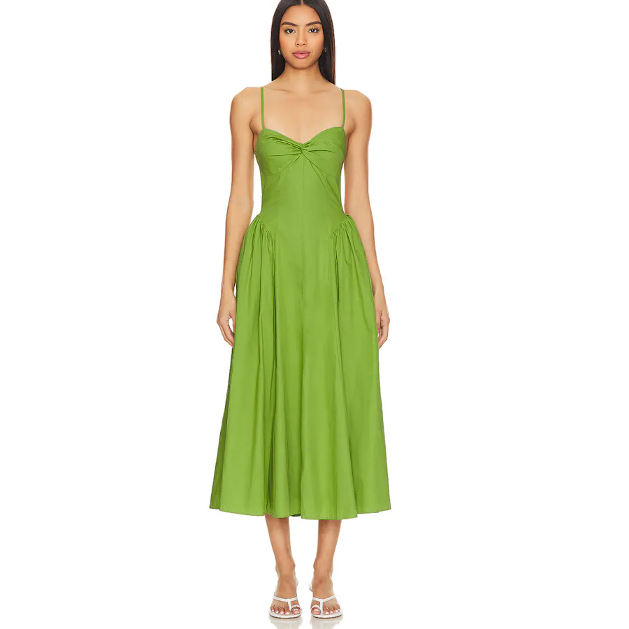 formal dresses for wide hips Flattering Prom Dresses for Wide Hips & Pear Shapes
