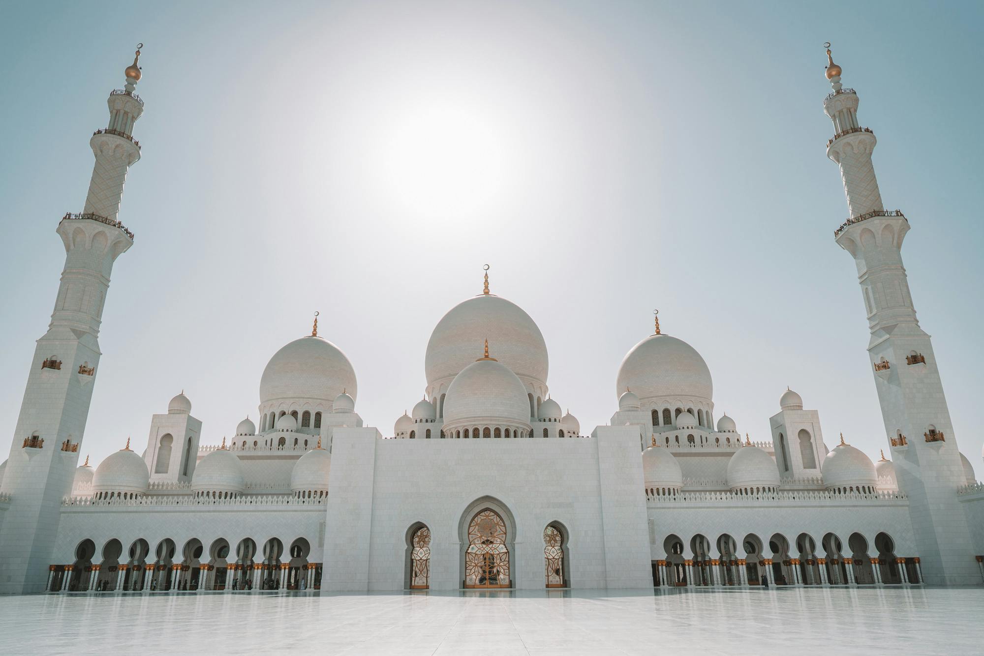 24 Hours in Abu Dhabi, UAE | Away Lands