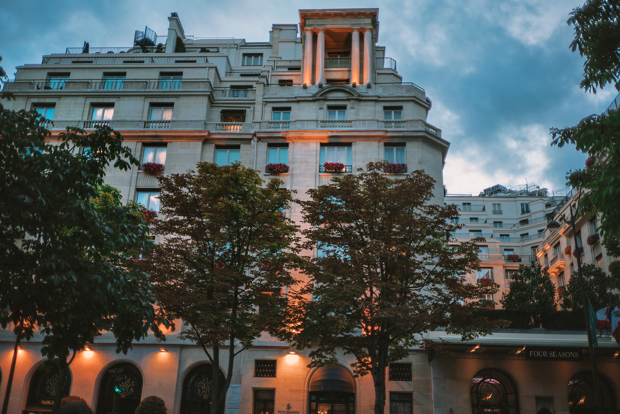 The Four Seasons Hotel George V Paris - Paris Tourist Office