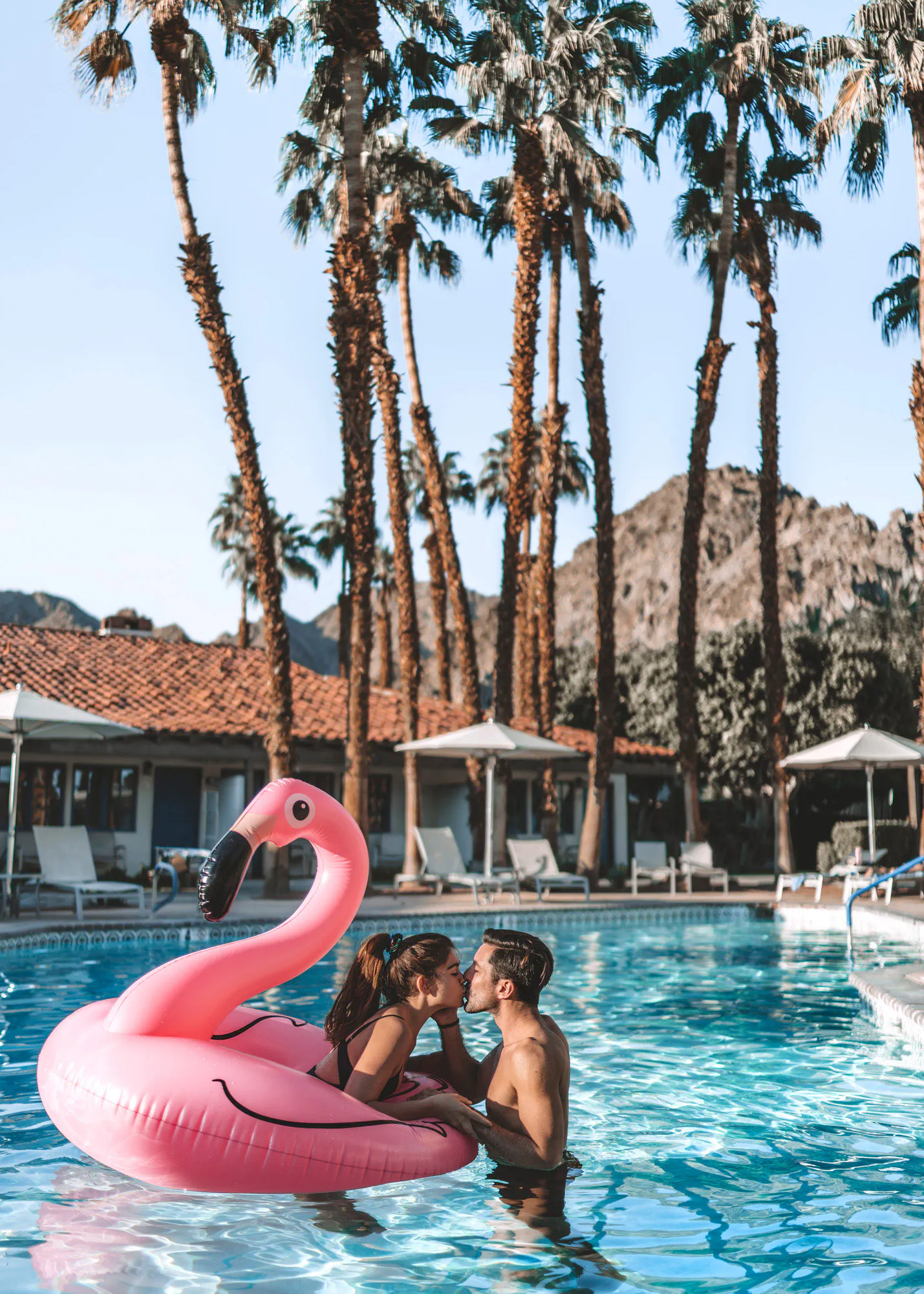 5 Interesting Poolside Branding Ideas for Modern Resorts