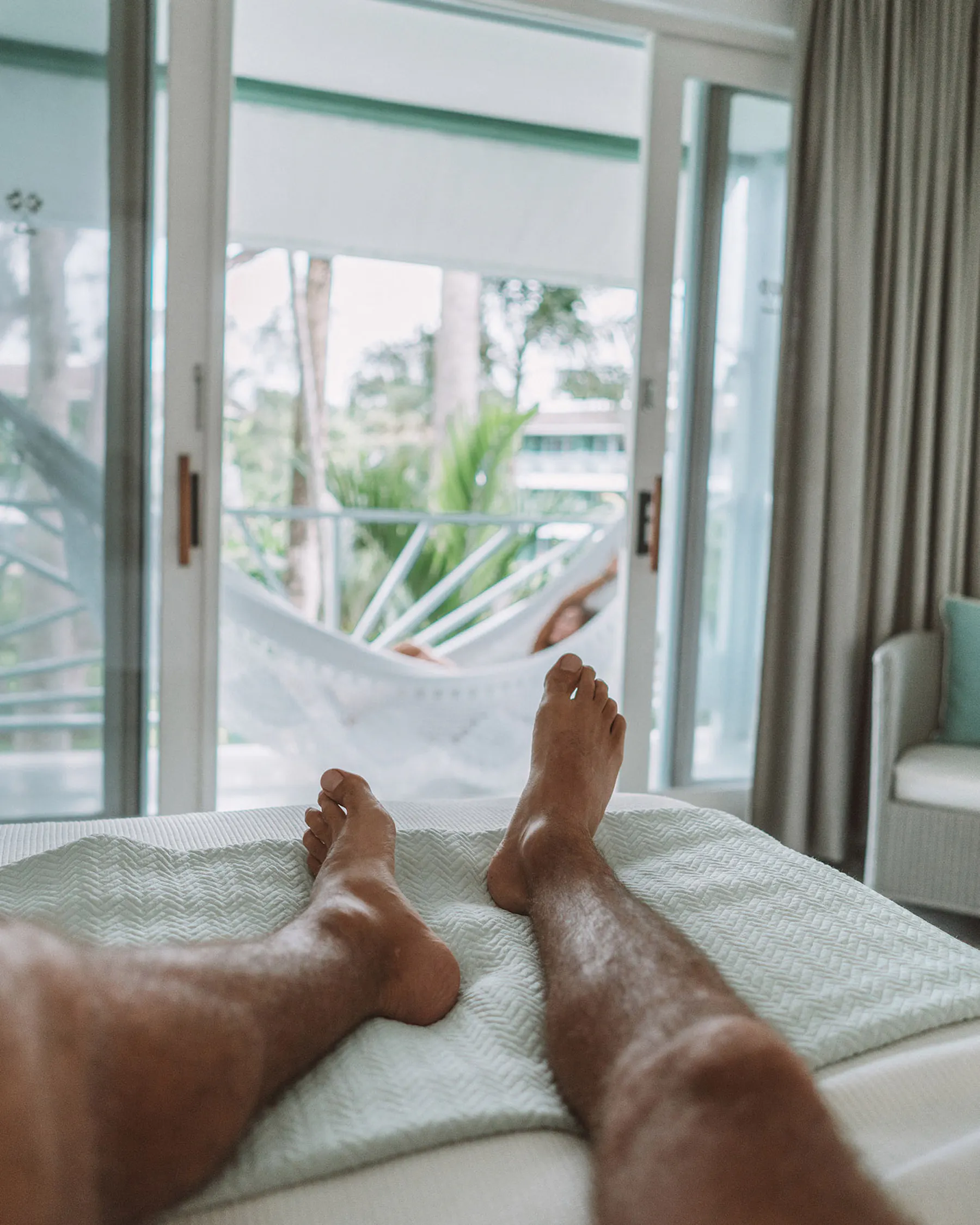 Why Analog Alarm Clocks Still Matter While Traveling