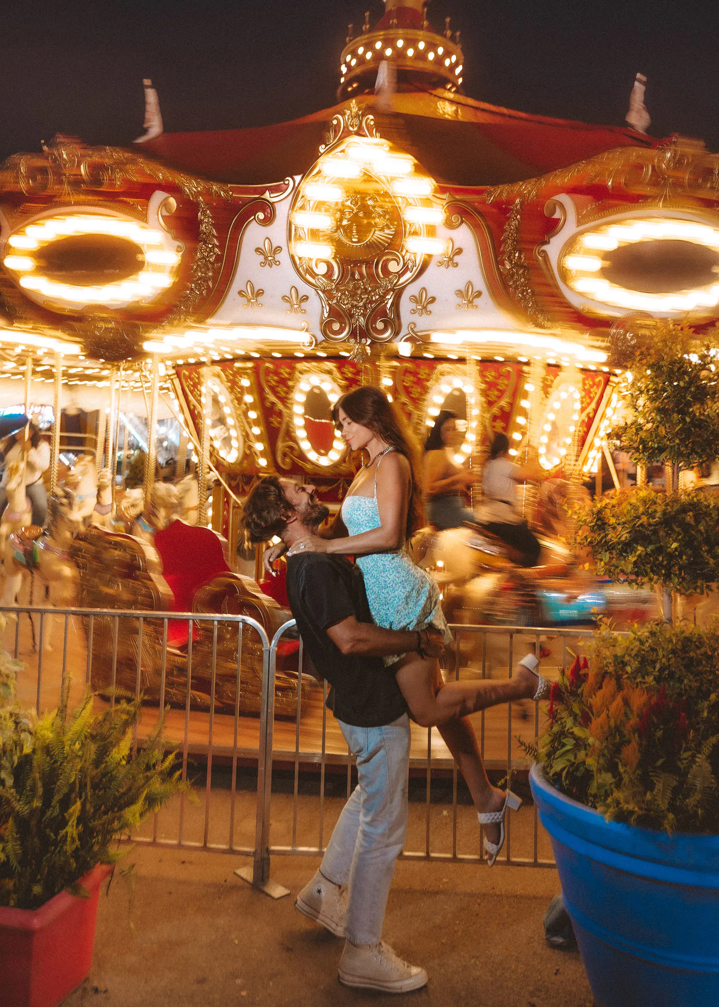 5 Best Theme Park Honeymoon Destinations in the USA for Adventurous Couples