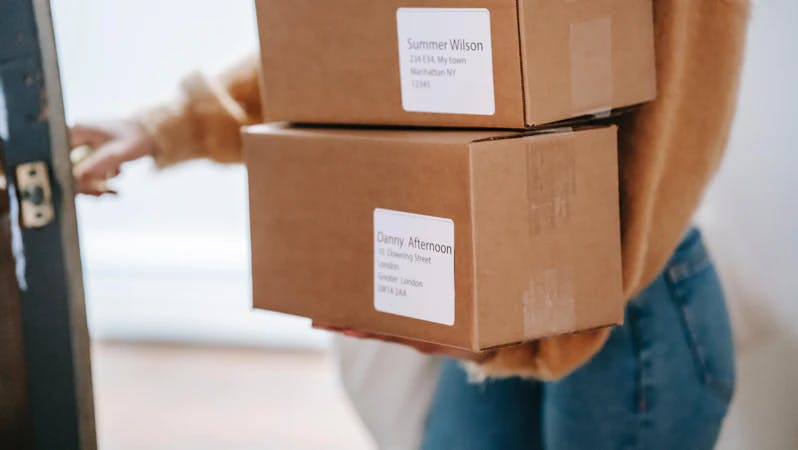 Business Package Deliveries Can Be a Hassle, but Here's How to Fix Them