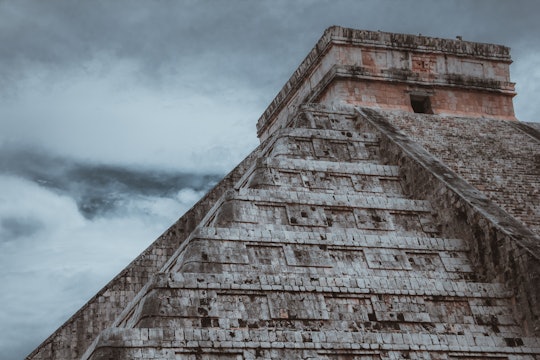 Mayan Ruin A photo of a stepped Mayan pyramid.