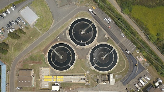 Overhead image of the Wastewater Clarifiers at the Kailua Regional Wastewater Treatment Plant in Hawaii