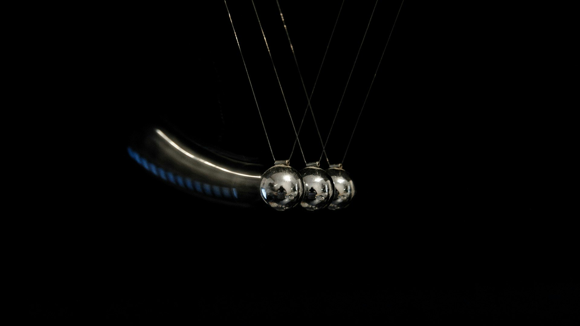 swinging pendulum